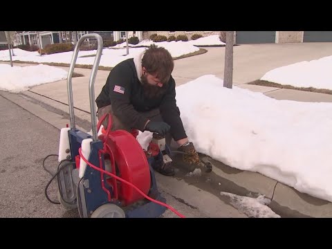 Melting snow creates soggy yards, raises flood risk - YouTube