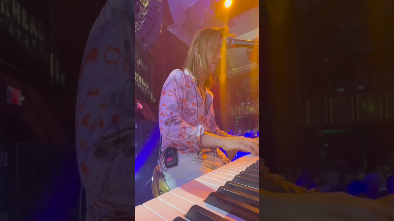 Sugarlegg piano solo with #cosmiccountry 🚀🚀🚀 #pianosolo #jamband #sugarlegg #livemusic