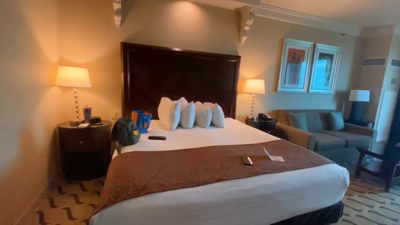 Horseshoe Bossier City La Premium King room walk through 2019 YouTube