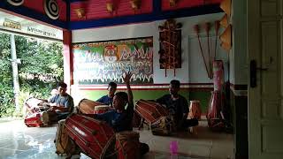 Sesi Latihan Rdanak Kendang Anak Kecilsanggar Lugay Rumingkang Ds Sidamukti