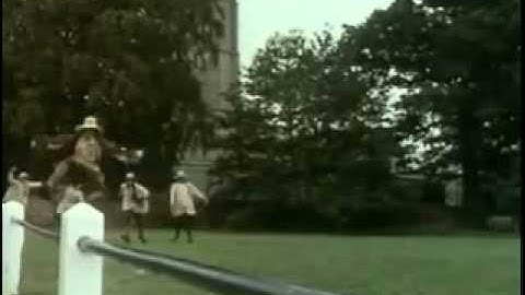 Monty Python - Village Idiots