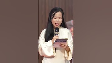 MC Kim Oanh dẫn các tiết mục văn nghệ Gala Vòng Bán Kết Cuộc Thi Tìm Kiếm Tài Năng MC Toàn Quốc 2025