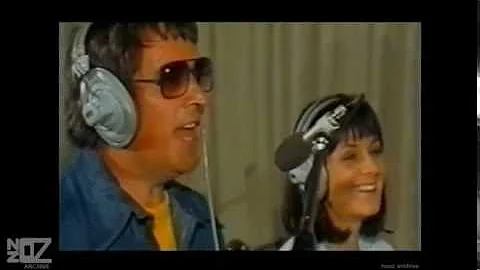 Ernie Sigley & Denise Drysdale - Hey Paula (1974)