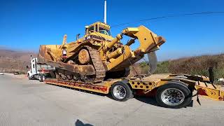 TRANSPORTANDO BULLDOZER POR LA BRECHA  VALLE  DE LAS PALMAS