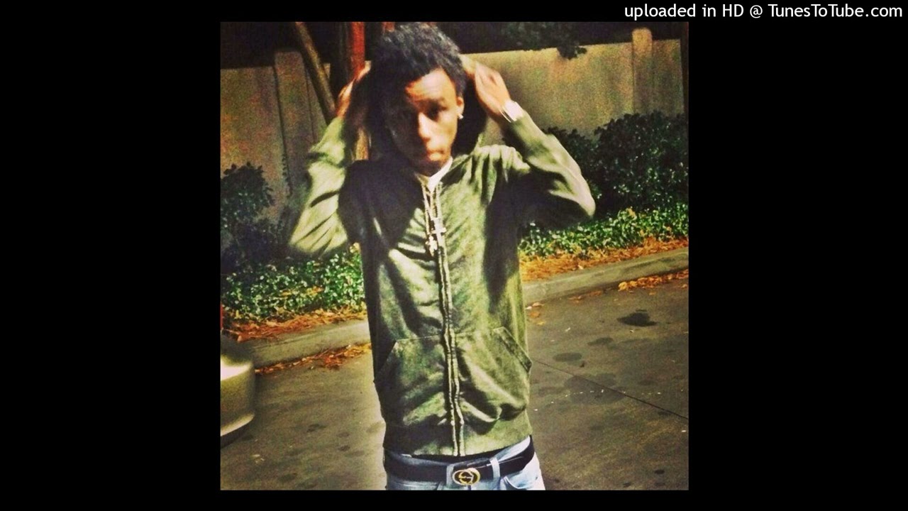 free *Futuristic* Old Chief Keef x SpeakerKnockerz x Futuristic glo Type Beat - "webdream"