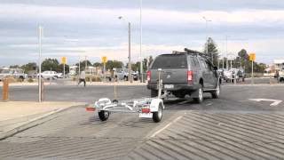 Reversing Boat Trailer WITH Guides