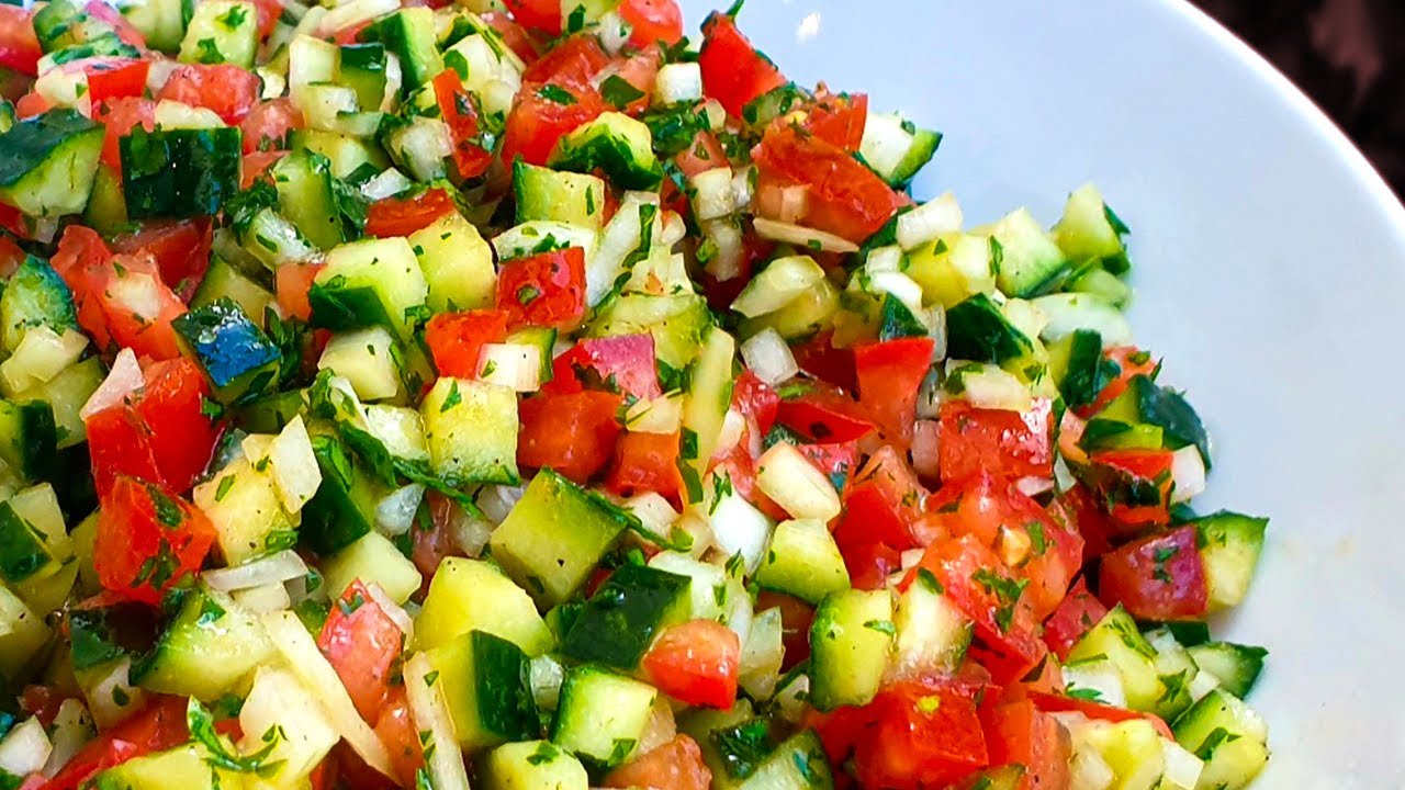 Salade de Tomates et Concombres - Recette Israélienne