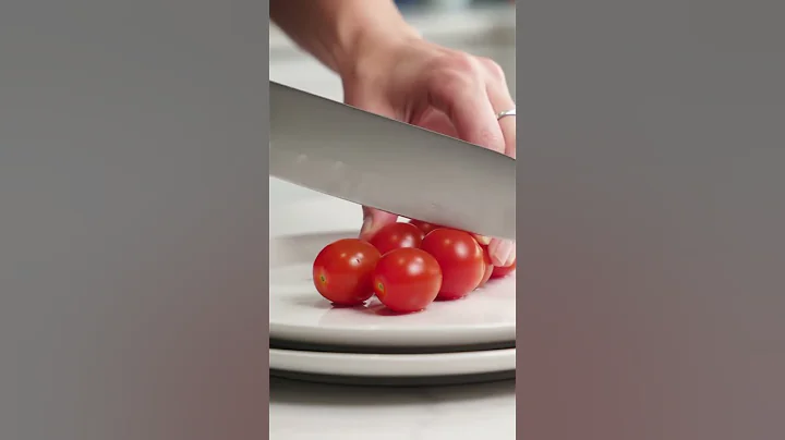You've been slicing tomatoes wrong your whole life.