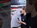 سيدة سودانية تبكي و تطلق الذغاريد بسبب فرحة العودة الي السودان مبادرة العودة الطوعية المجانية 