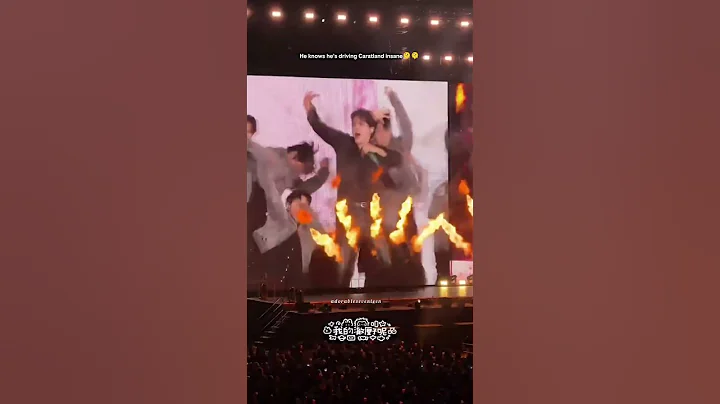 Scoups  knows he's got all of Caratland losing their minds🫠🫠 #seventeen #scoups #seungcheol #carat