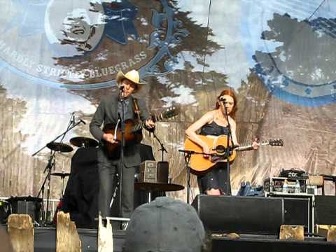 Gillian Welch and David Rawlings - "White Rabbit" ...