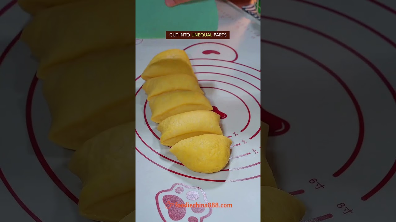EASY GOLDEN STEAMED BREAD RECIPE #recipe #cooking #chinesefood #bread #snack #dessert #dimsum