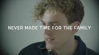 Cemetery// COIN lyrics