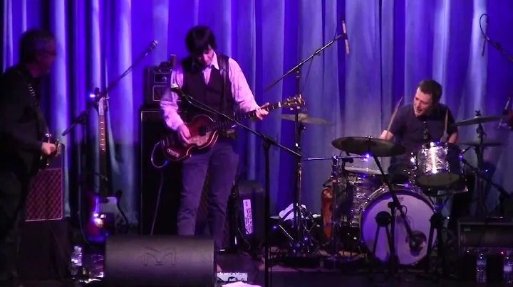David Catlin-Birch bass solo at a World Party show...
