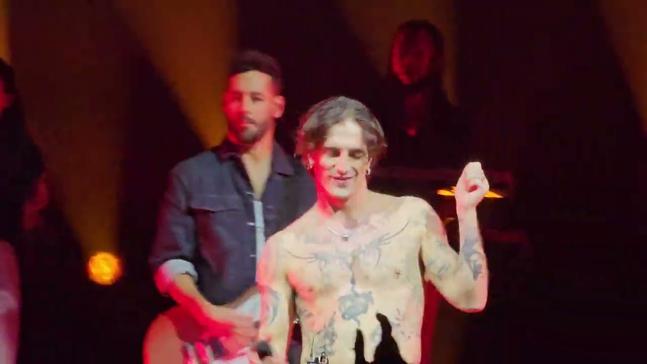 Damiano David - Talk To Me 