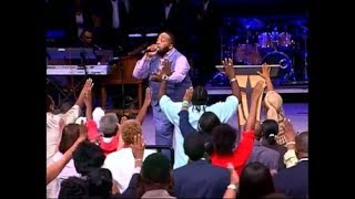 Bishop Marvin Sapp's PRAISE BREAK @ New Birth Missionary Baptist Church!