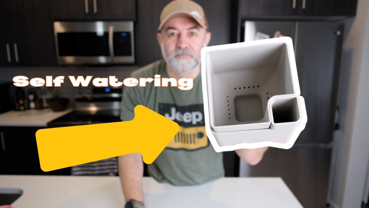 3D printing a self watering plant pot