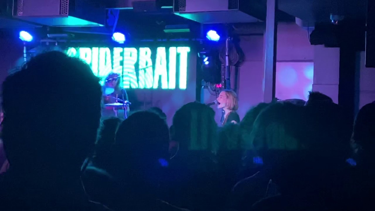 Spiderbait Hot Water and milk Mornington