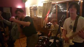 Citrus Blue Feeling Good (cover) Live at the Woolpack Smeeth