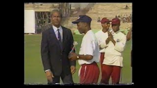 CRICKET REVIEW OF THE YEAR DECEMBER 11 1994 - BRIAN LARA SIR GARRY SOBERS MIKE ATHERTON