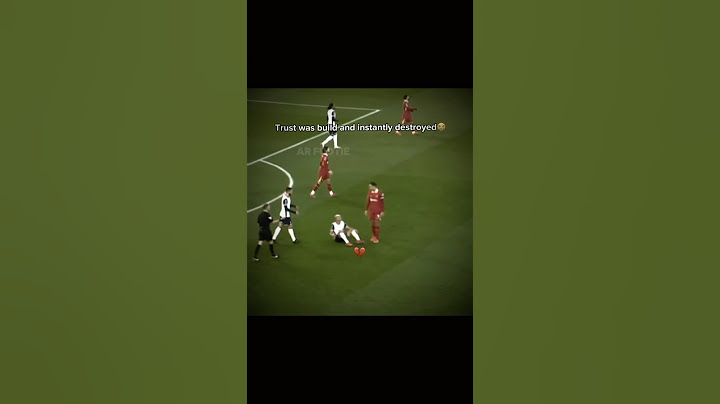 Van Dijk humbled him with extra steps💀 #futbol #vandijk #liverpool #football
