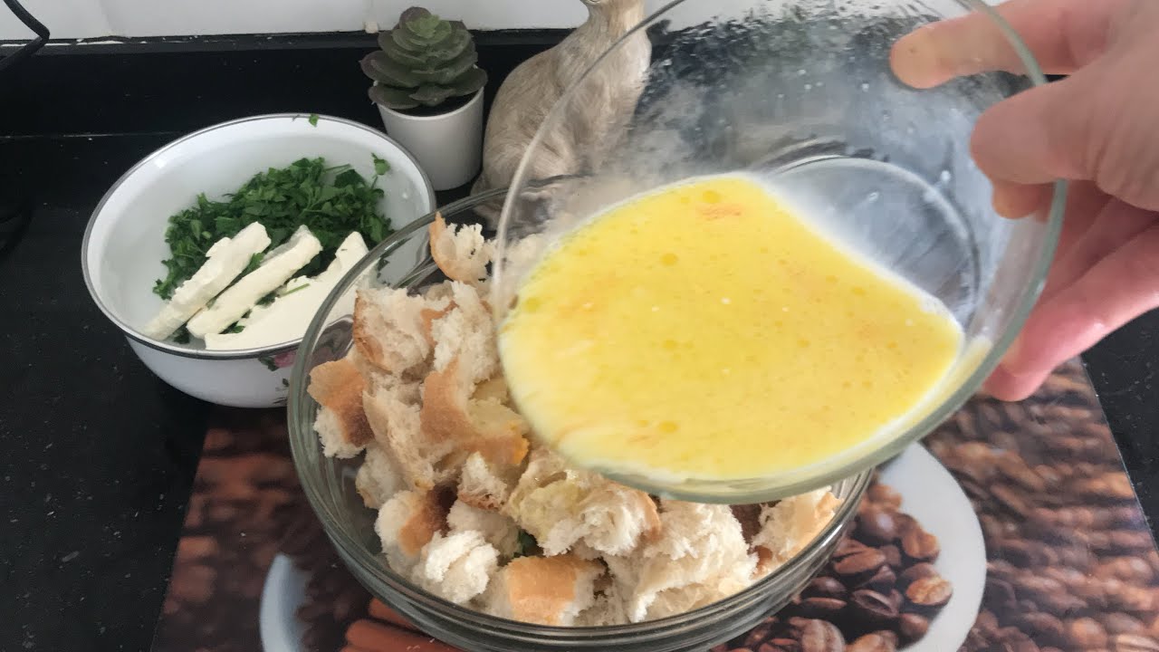 BAYAT EKMEKLE TAVADA BÖREK YAPTIM YİYEN EKMEK OLDUĞUNA İNANMADI/NEFİS YEMEK TARİFLERİ