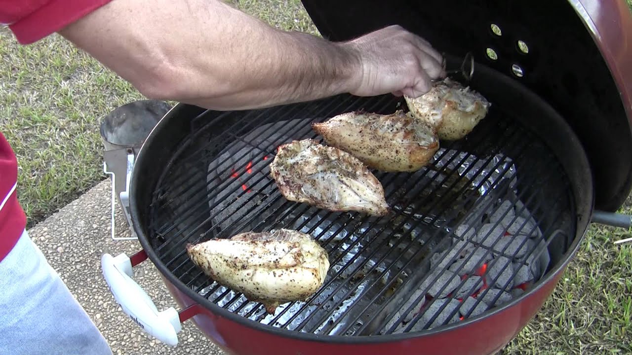 Cooking Chicken using the Indirect Method - 15 minutes later - YouTube
