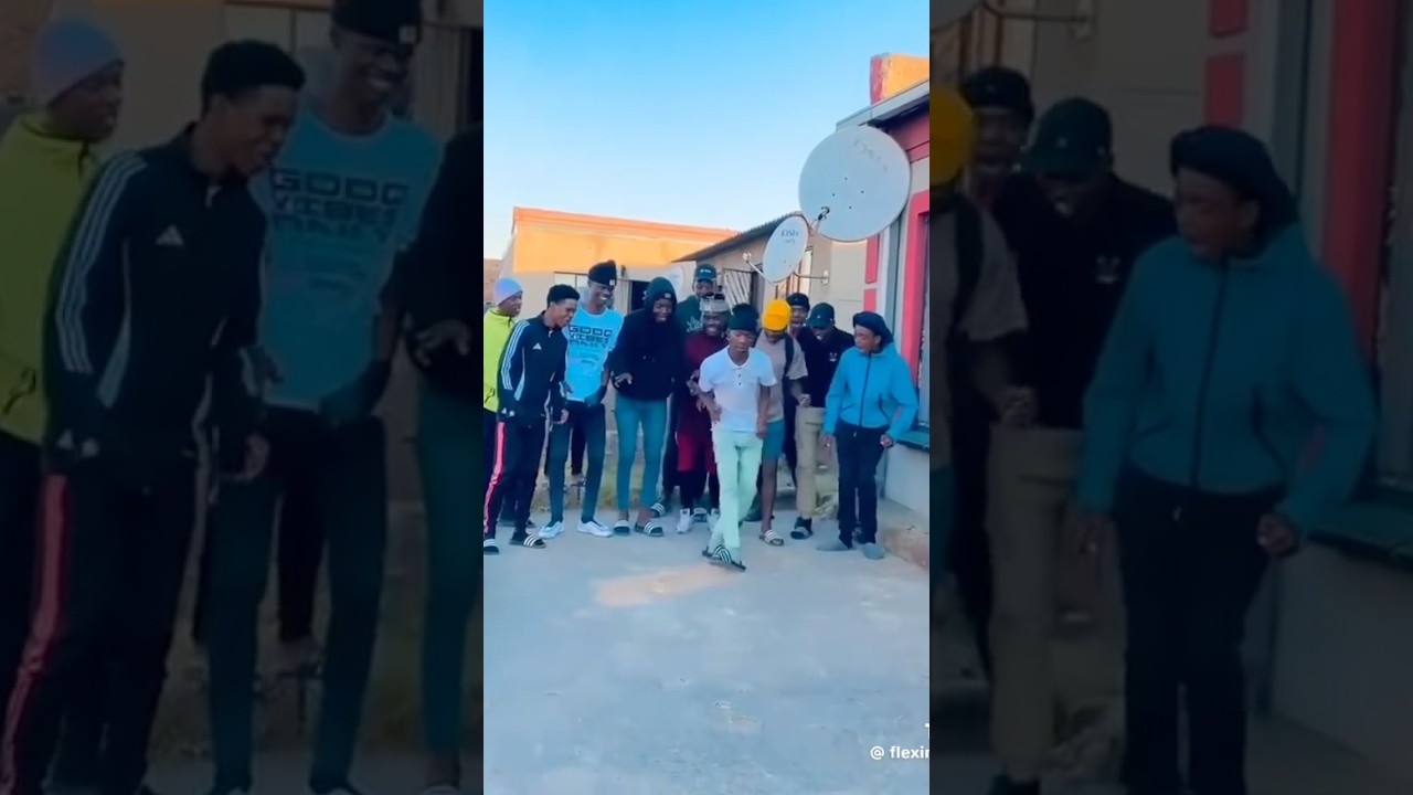 This is just pure 🔥🔥🔥🔥🇿🇦🇿🇦#tiktokvideo #dance #amapianodancechallenge #shortsvideo adlı videoyu YouTube'da izle This is just pure 🔥🔥🔥🔥🇿🇦🇿🇦#tiktokvideo #dance #amapianodancechallenge #shortsvideo adlı videoyu YouTube'da izle