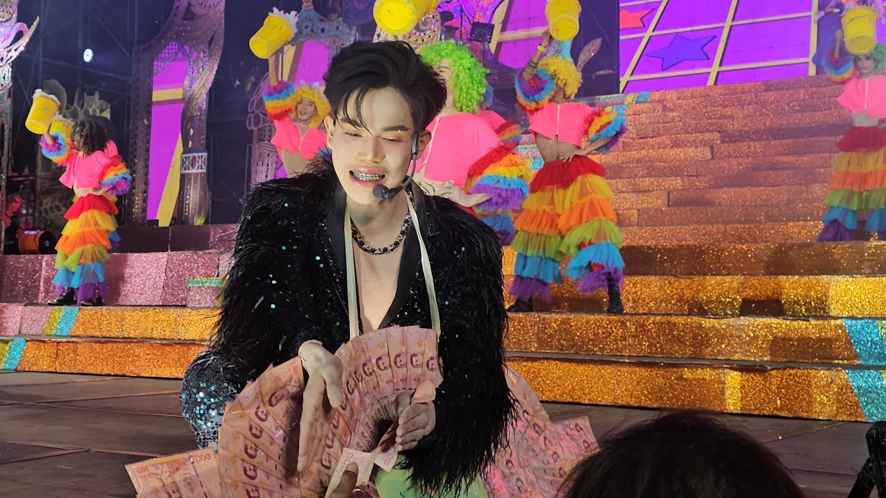 บ้านฮักน้องมานะร่วมยินดีครบรอบ3ปีมาลัยนับแสน#สาวน้อยลำเพลินโชว์