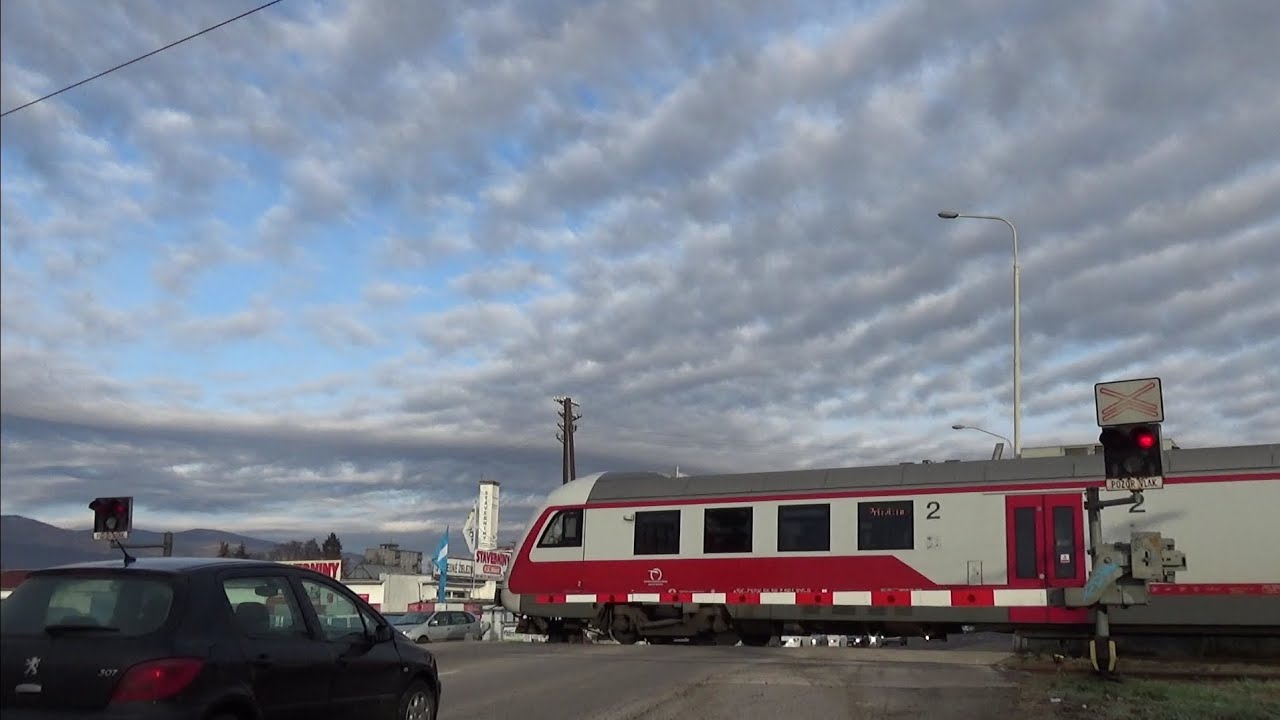 Železničný prejazd/Railroad crossing Prievidza #3 ●  Os 7509 ● Košovská cesta