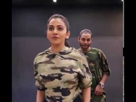 Hauli Hauli    Melvin Louis Ft  Rakul Preet Singh