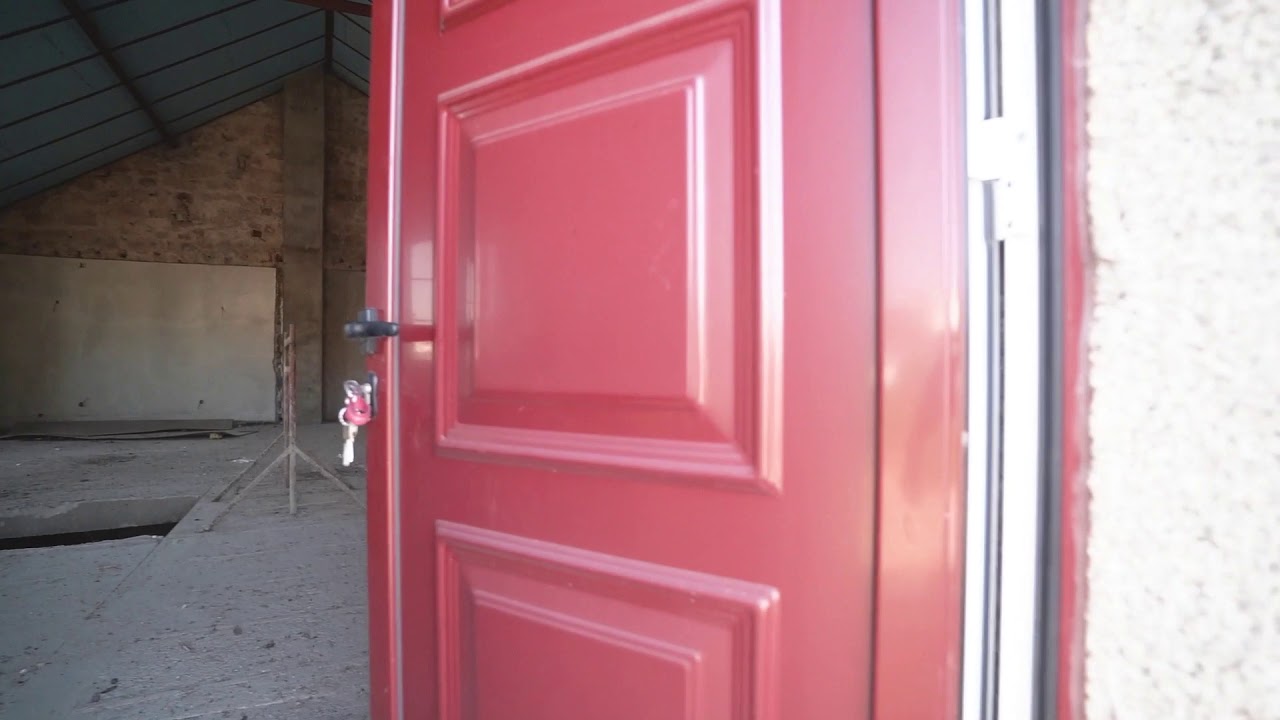 Moradia com quintal para venda em Aldeia do Bispo