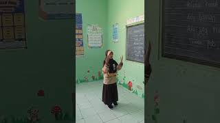 Nur Laily Qoniah  Aksi Mihm Tenar
