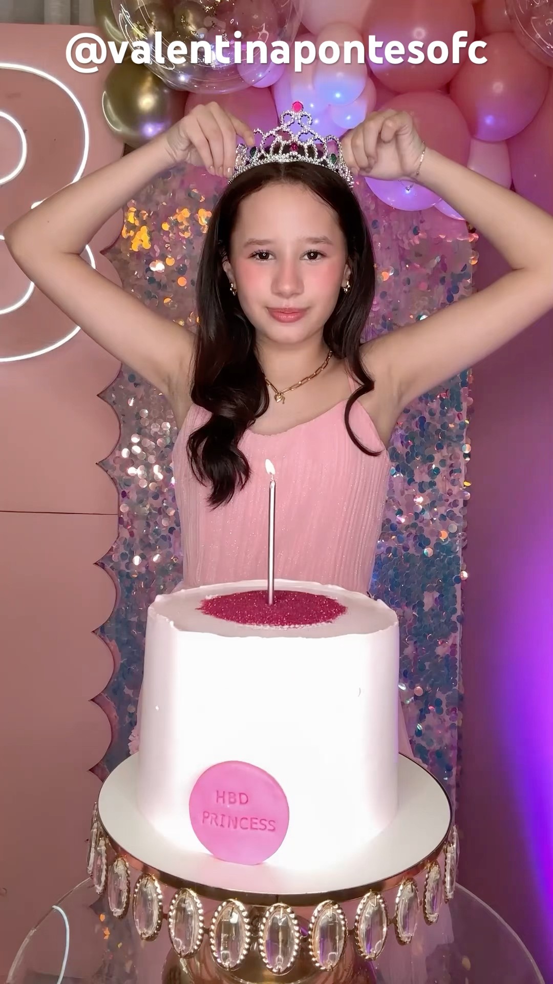 Today is my 13th birthday ? #valentinapontesofc   #kidsvideo