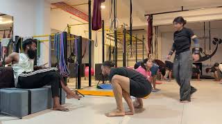 Real Beginner Handstand Training 🔥 Easy Calisthenics Drills for Balance