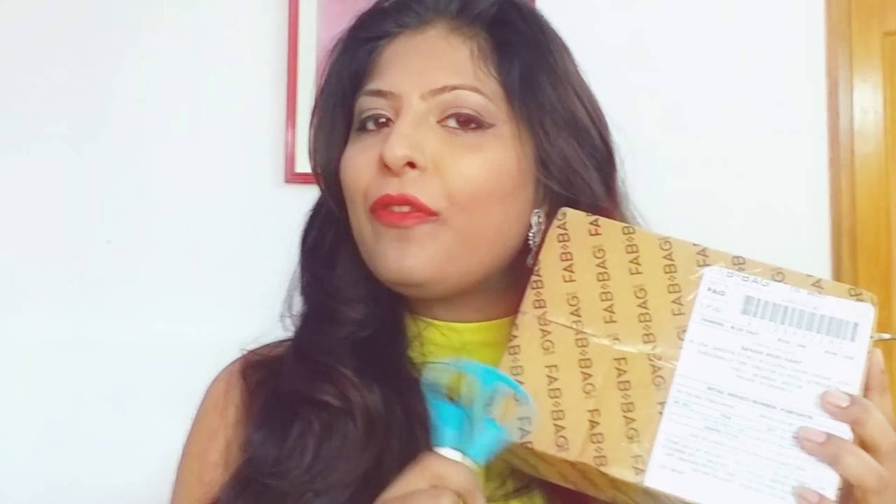 Unboxing the November 2016 Fab Bag