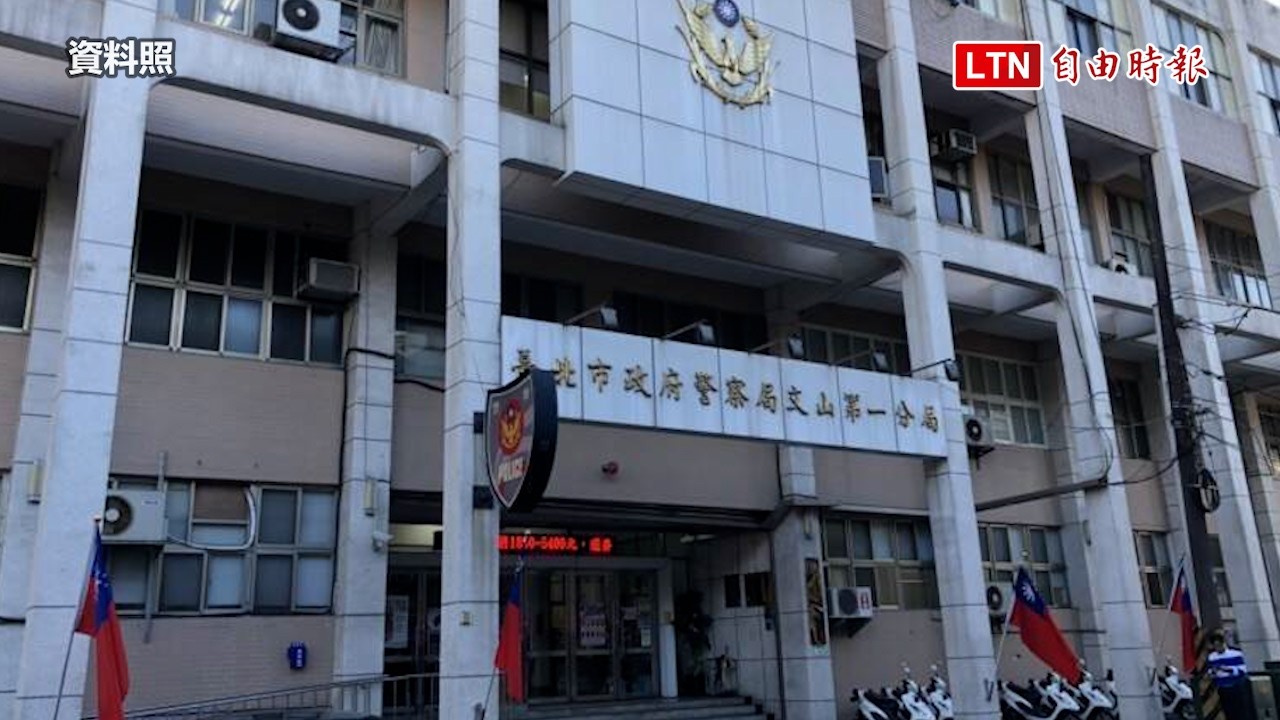 19歲女大生產下死嬰裹屍藏家中 家人8日聞異味驚見陪同報案 19歲女大生產下死嬰裹屍藏家中 家人8日聞異味驚見陪同報案