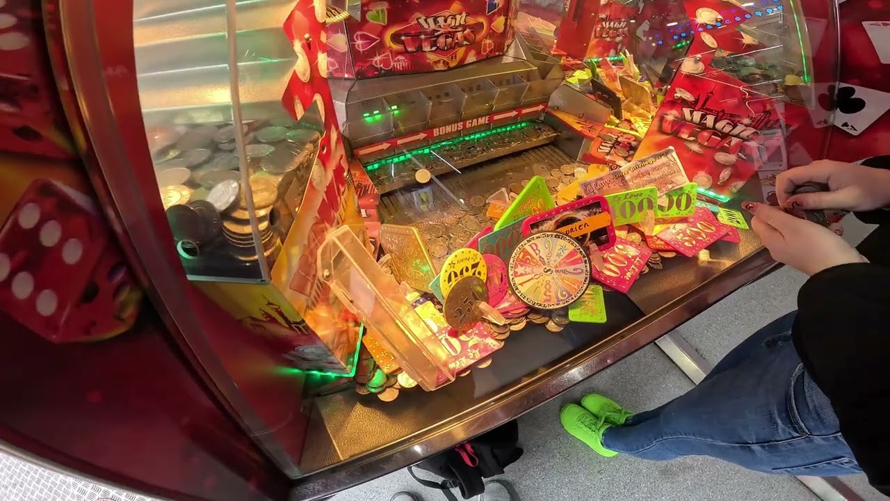 Machine pousse pièce à Vannes au lowe  S3 2/3