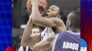 Kentucky Wins by 30, New Mexico Upset