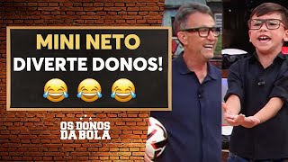 Thumbnail for Mini Neto abre o Donos da Bola imitando o Craque Neto: 'Melhor que eu!'