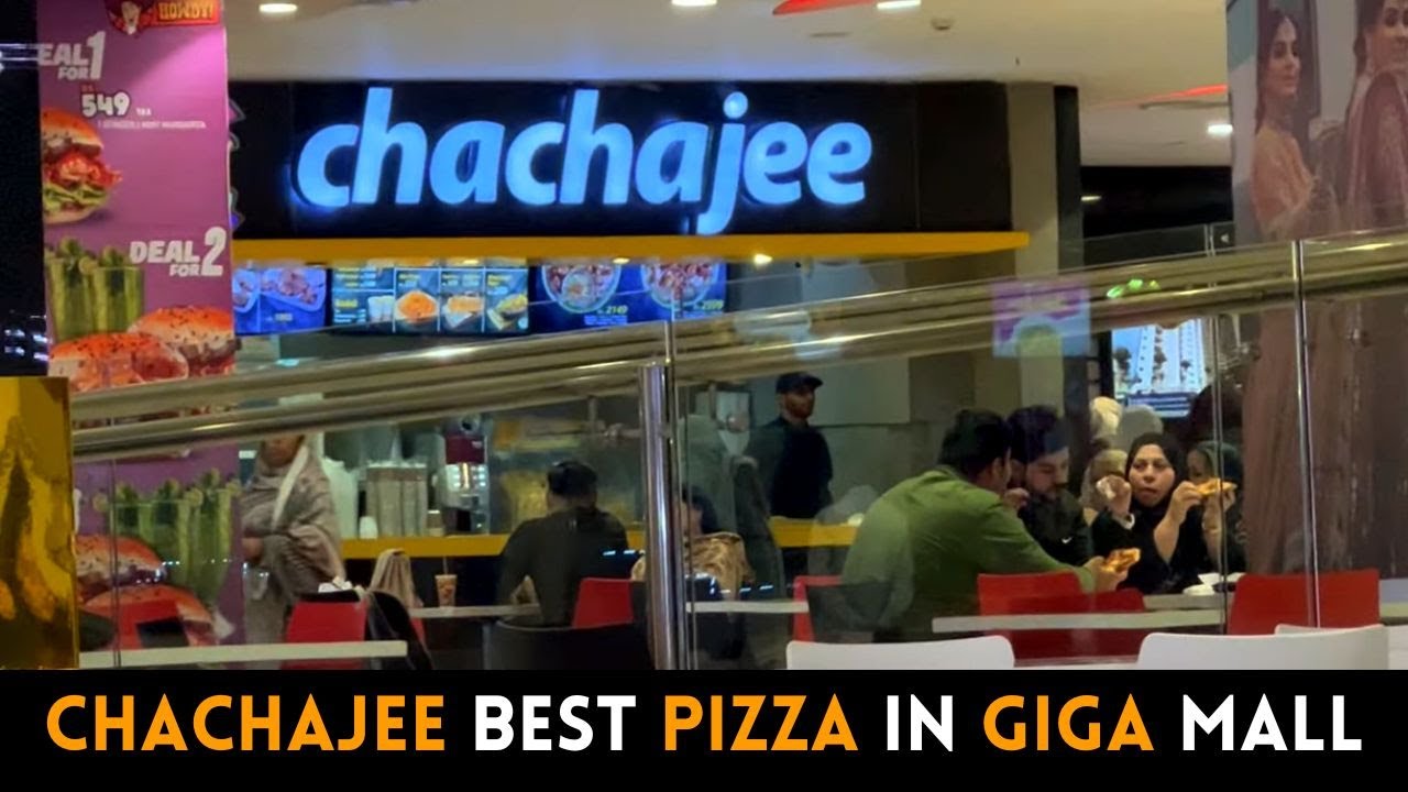 Chacha jee best Pizza shop at giga mall YouTube