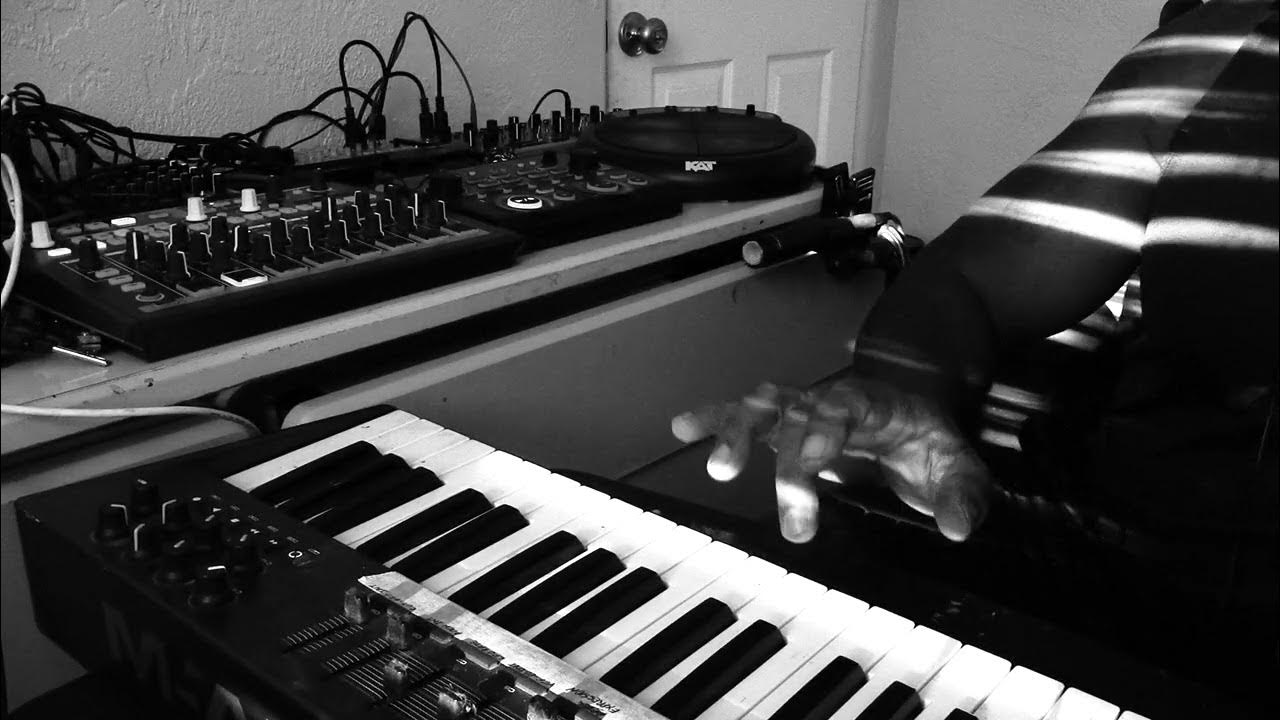 improvised synth jam, drumbrute impact , volca keys and behringer crave