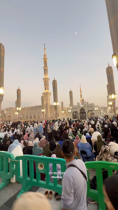 Maghrib Azaan, Masjid Nabawee