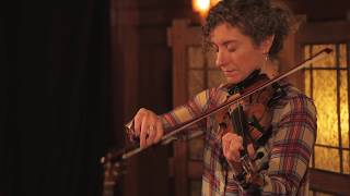 Rayna Gellert -- Glory In The Meetinghouse chords