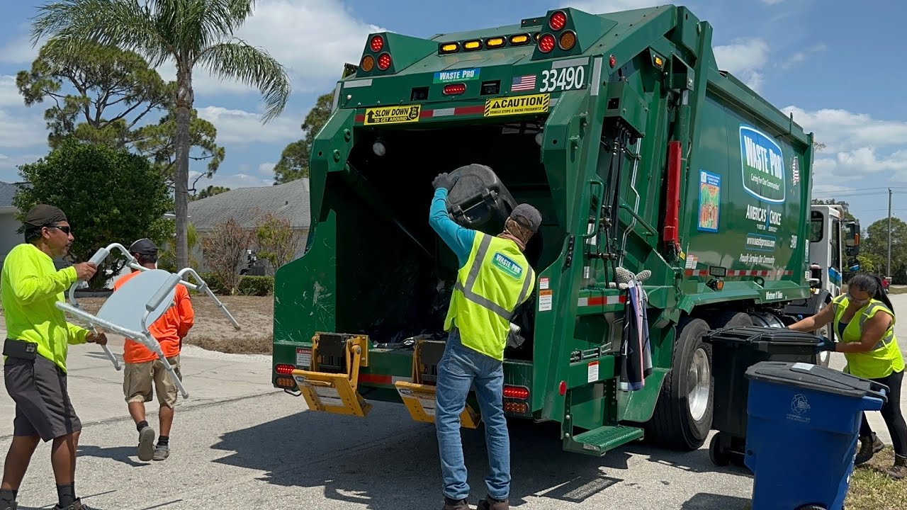 Brand New Waste Pro Battle Ez-Pack Goliath Rear Loader Garbage Truck Packing Trash