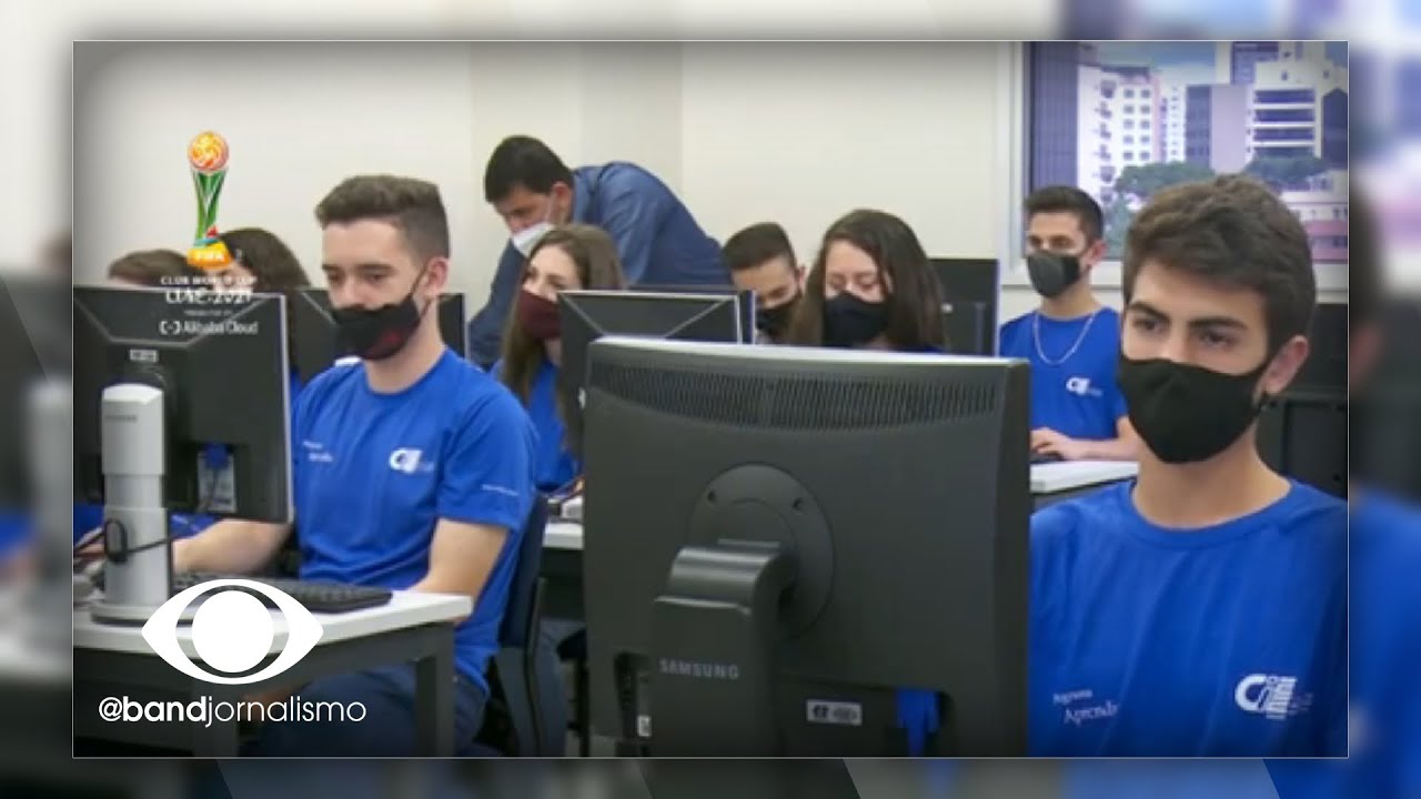 Jovem aprendiz coloca estudantes no mercado de trabalho YouTube