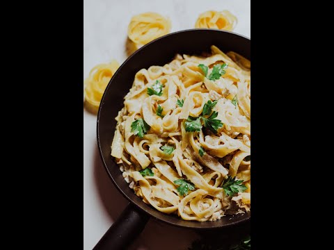 Video: Carbonara Makaronu Vārīšana