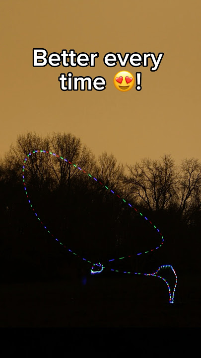 Throwing a boomerang with a sparkler 🎇