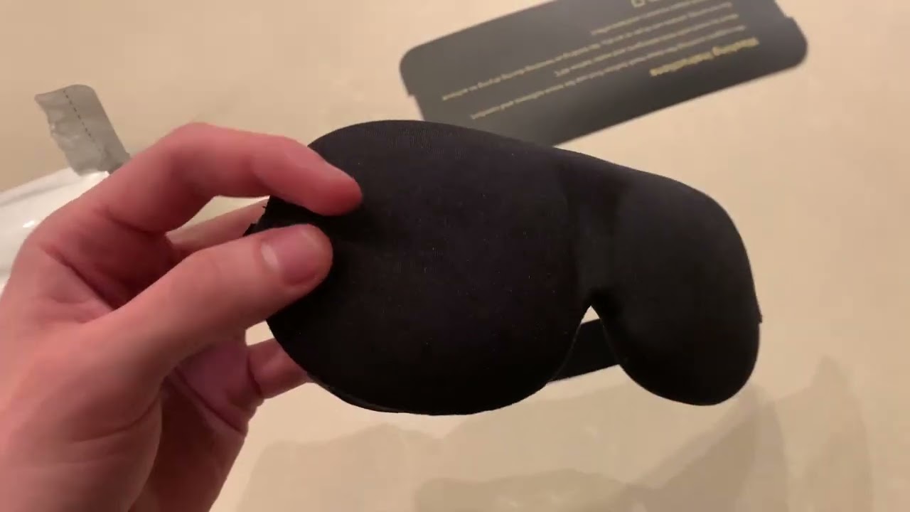 NEWVANGA Sleep Mask for Back and Side Sleeper, Block Out Light, Luxury Sleeping Eye Mask of 3D Night