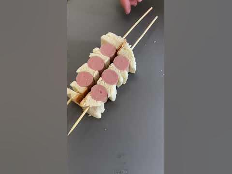 Сосиска на шпажке с секретом 🍢 - YouTube